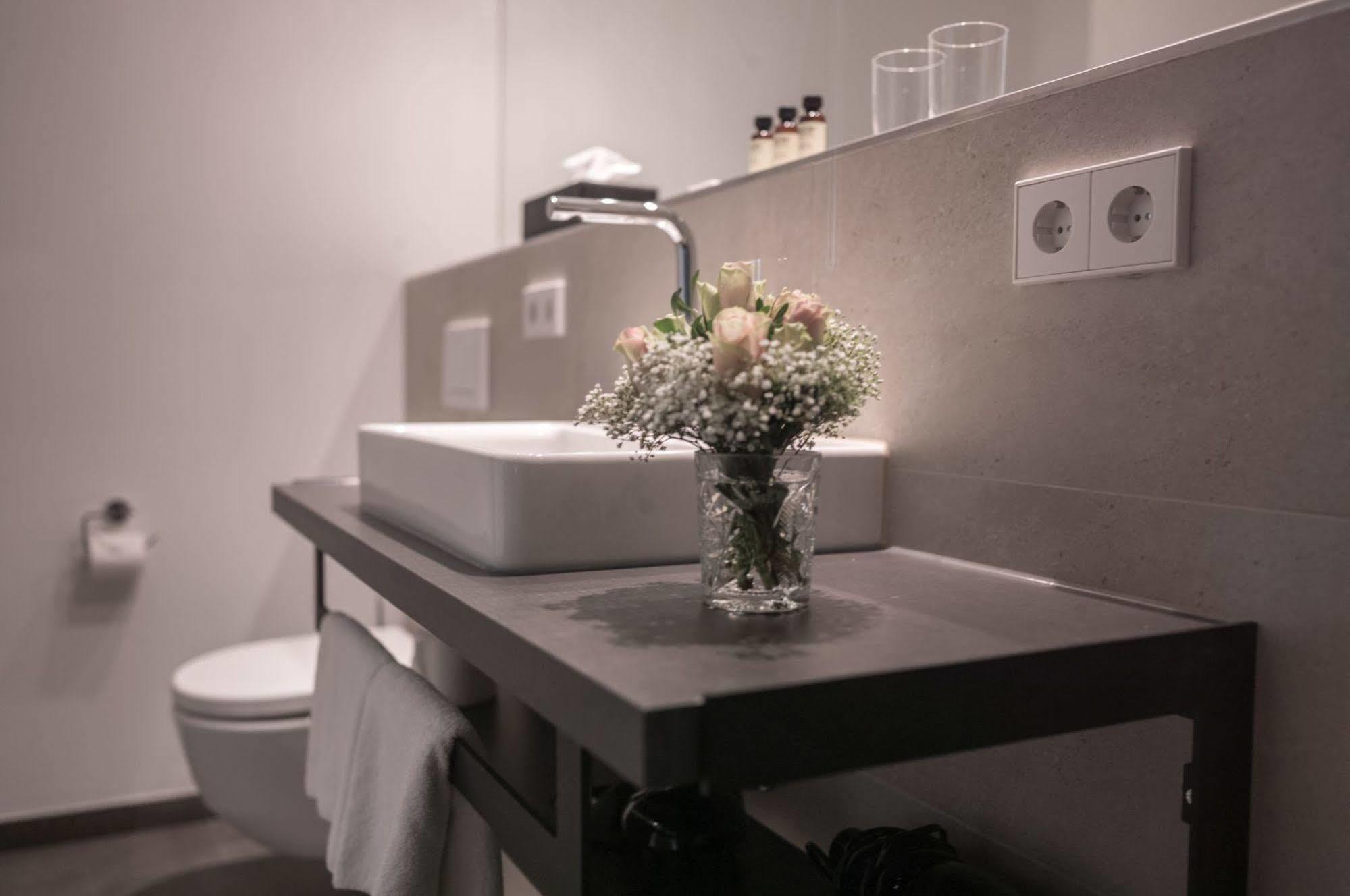 Suytes Aparthotel Heidelberg Exteriör bild